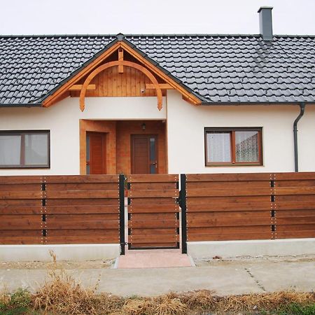 Hansag Vendeghaz Kapuvar Ngoại thất bức ảnh